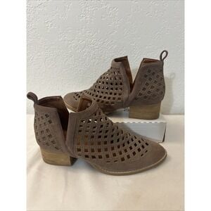 Jeffrey Campbell Women's Taggart Boot Size 8.5 Taupe Suede Lattice‎ Cutout Boho